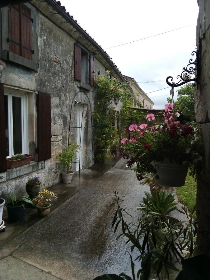 La Belle Charentaise Villa Mainxe Bagian luar foto